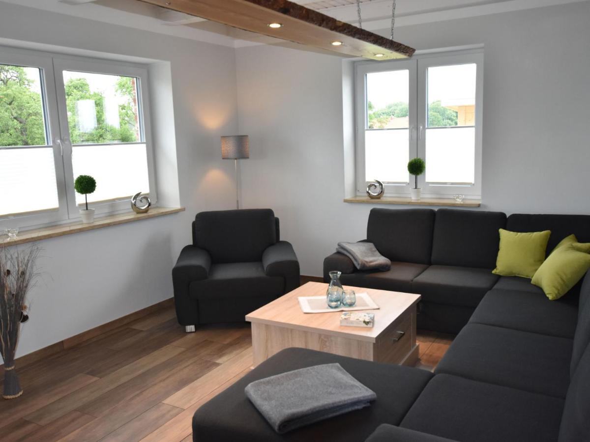 Cozy Holiday Home In Gross Schwansee With Sauna מראה חיצוני תמונה