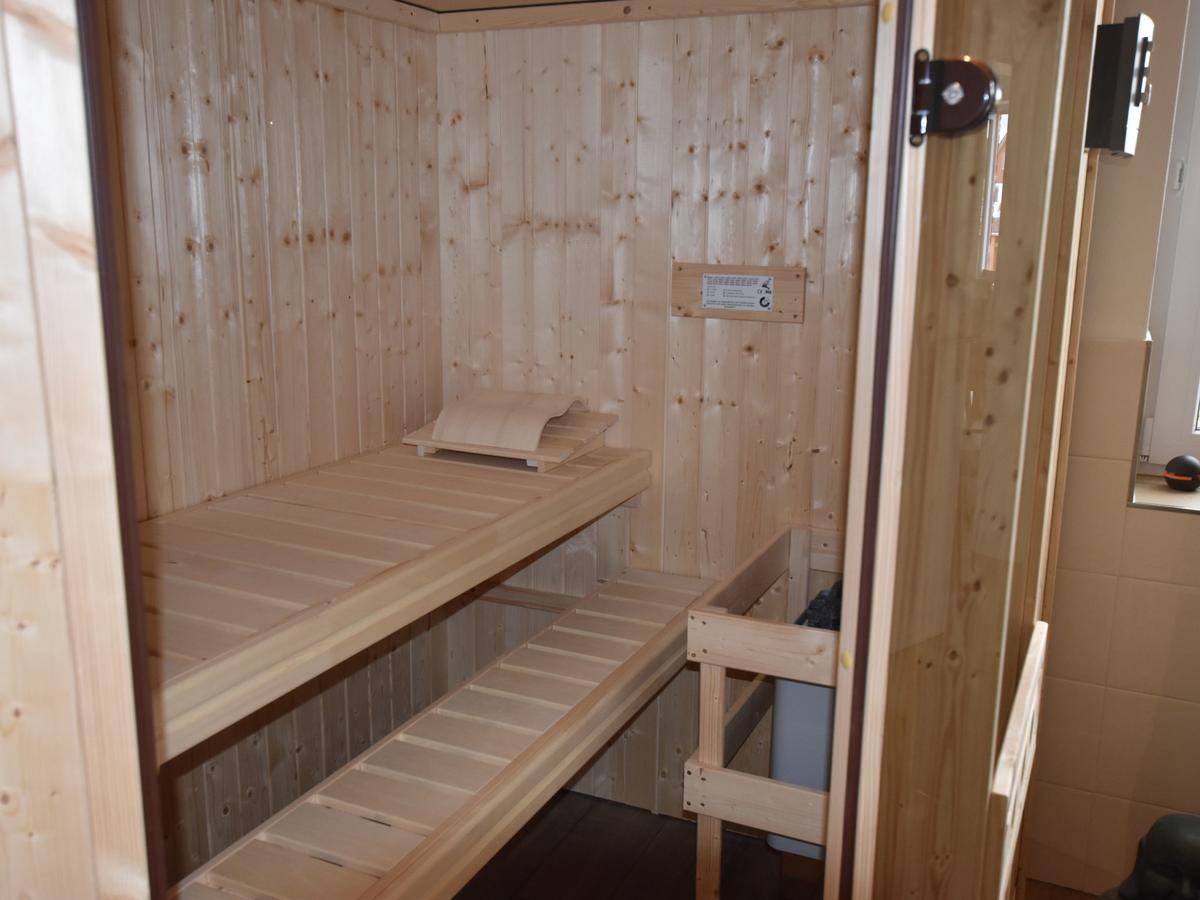 Cozy Holiday Home In Gross Schwansee With Sauna מראה חיצוני תמונה